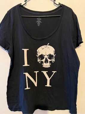 Torrid "I Skull NY" Graphic Tee